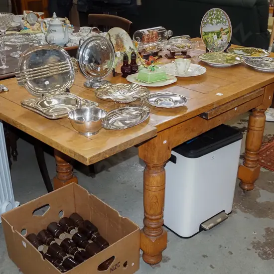 oak extending dining table H770 W680 D850