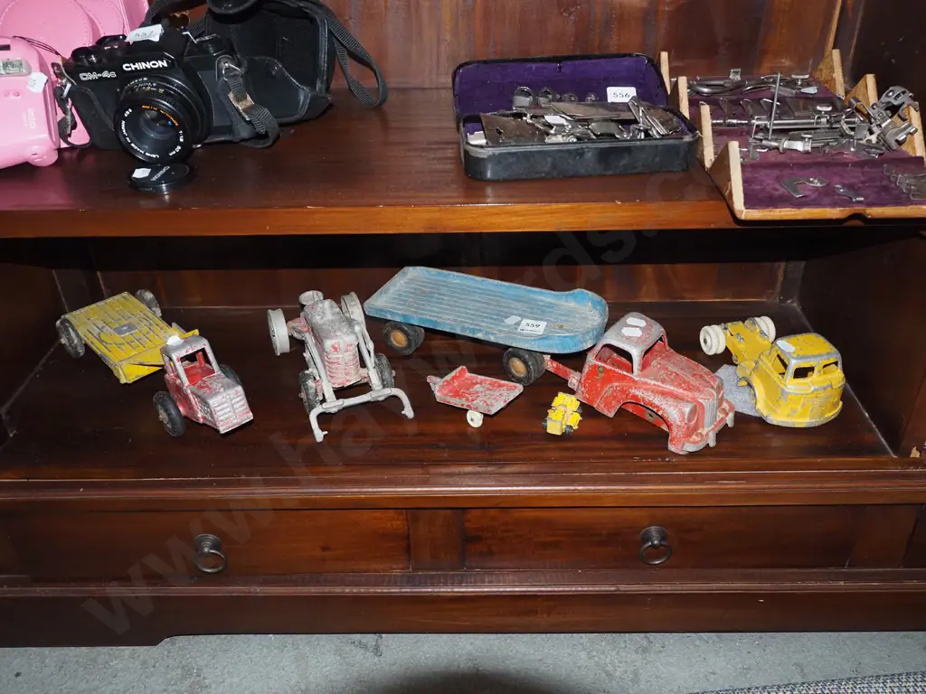 assorted Fun Ho toys - all chipped and damaged Image 1++