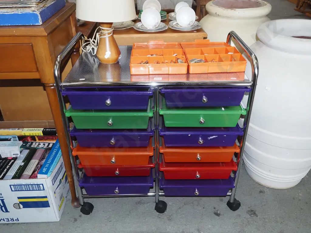 metal trolley with 6 removable plastic drawers Image 1++