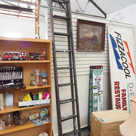 wooden extension ladder - no ropes