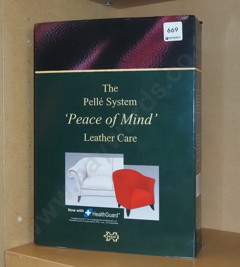 The Pelle leather care kit Image 1++