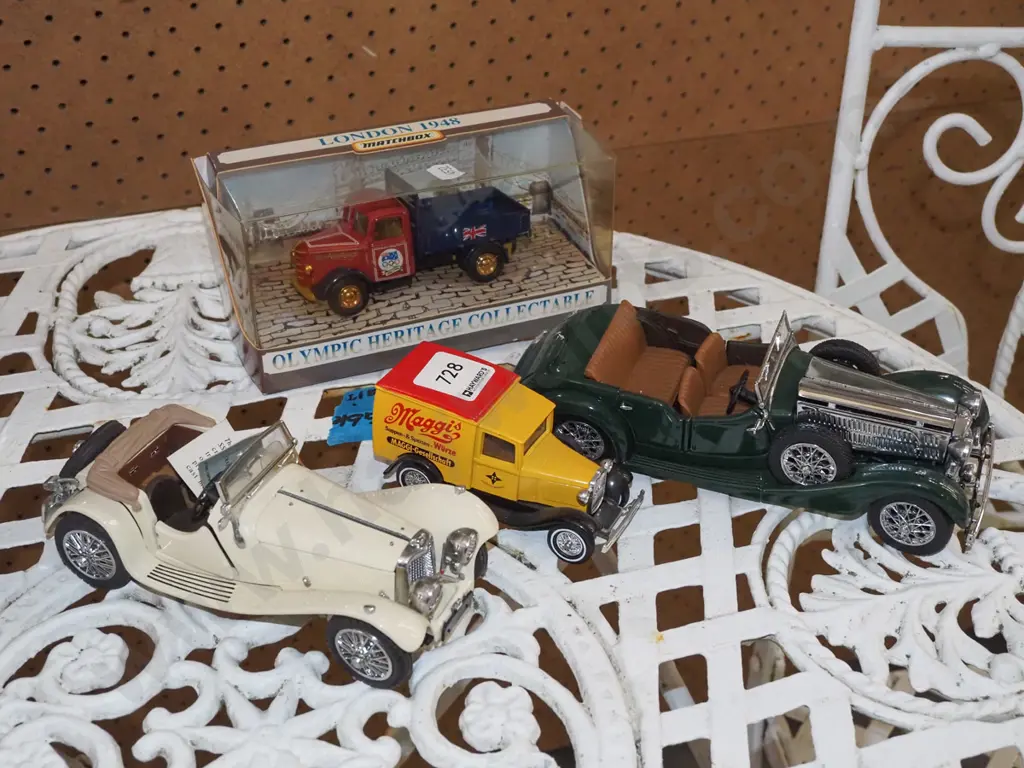 4x model vehicles Image 1++