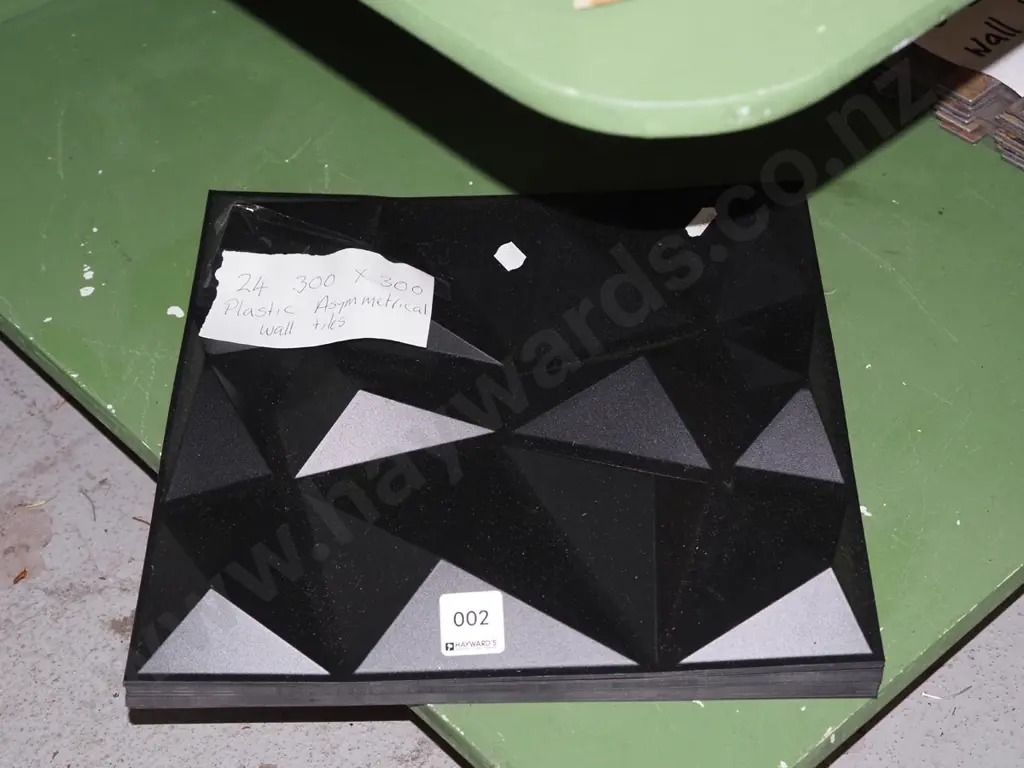 24x 300x300 black plastic asymetrical wall tiles Image 1++