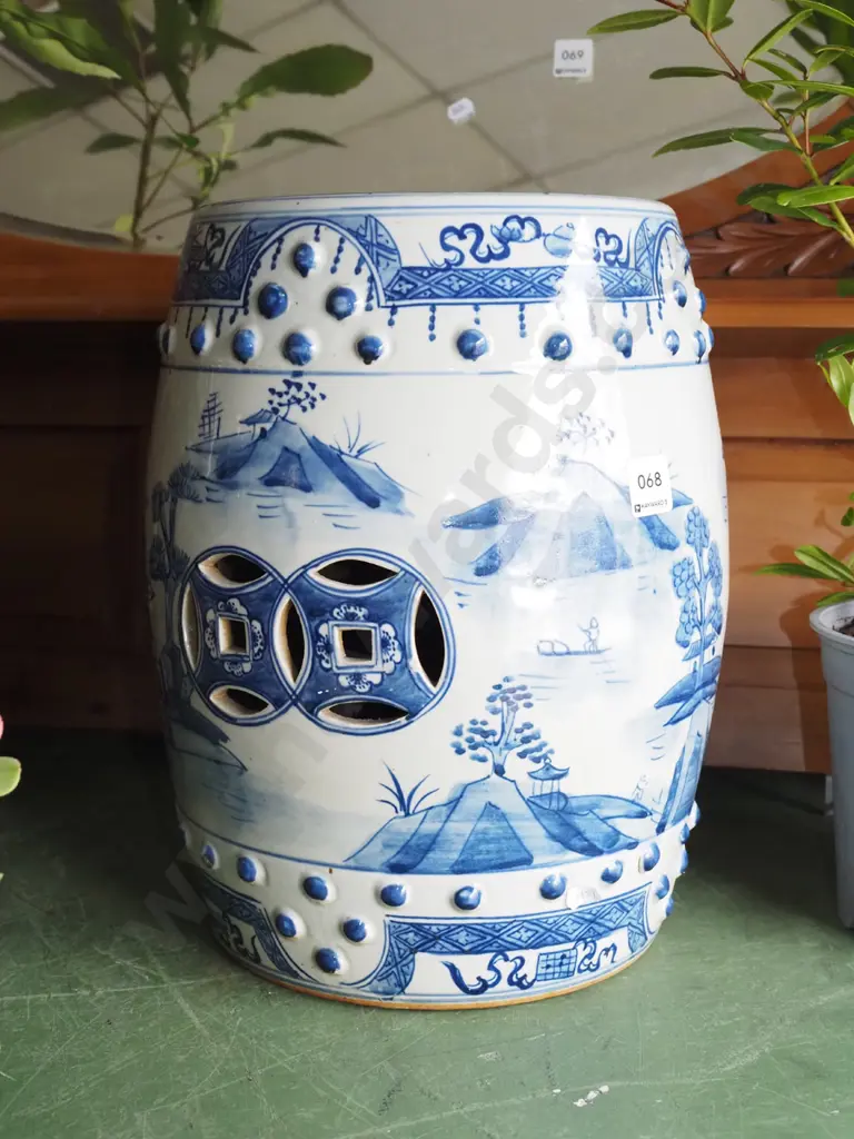 small ceramic Chinese garden seat H360 Image 1++