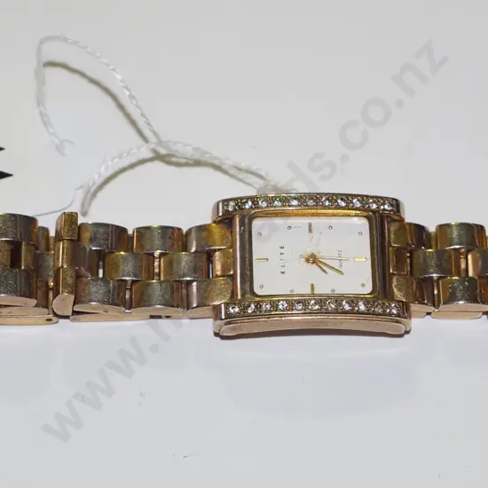 ladies wristwatch