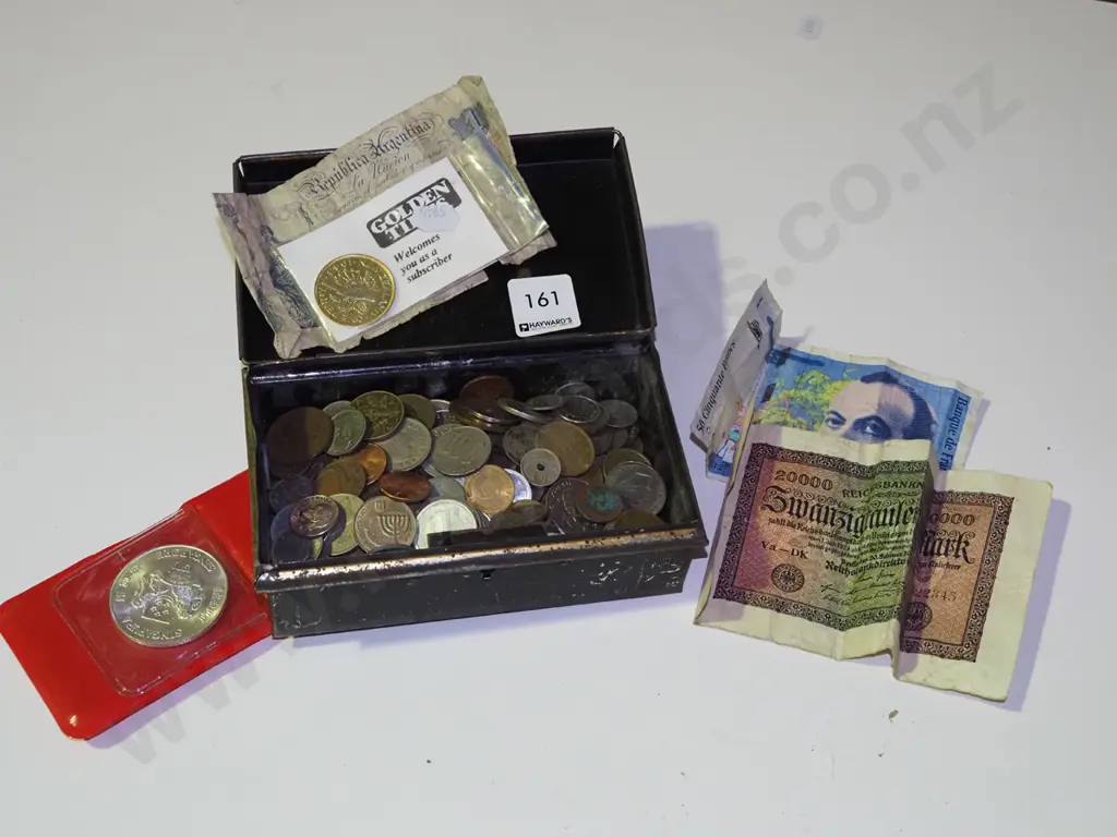 tin of coins Image 1++