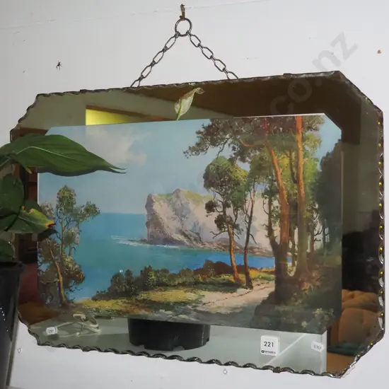 retro scalloped edge picture mirror