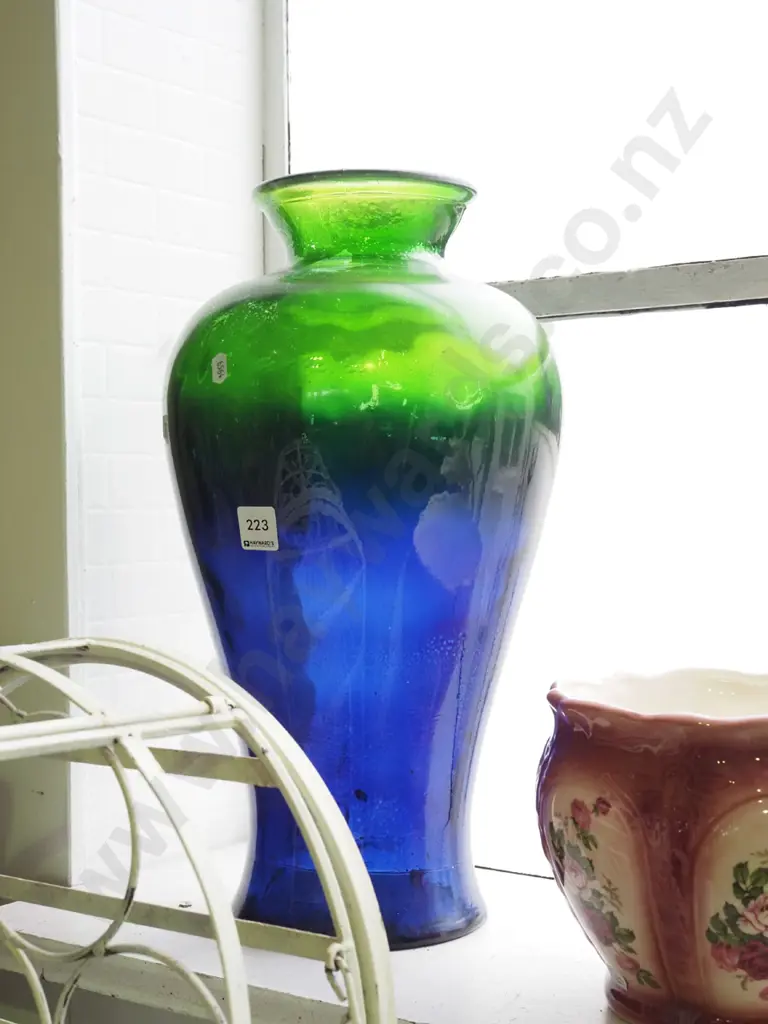 blue & green glass vase H440 Image 1++