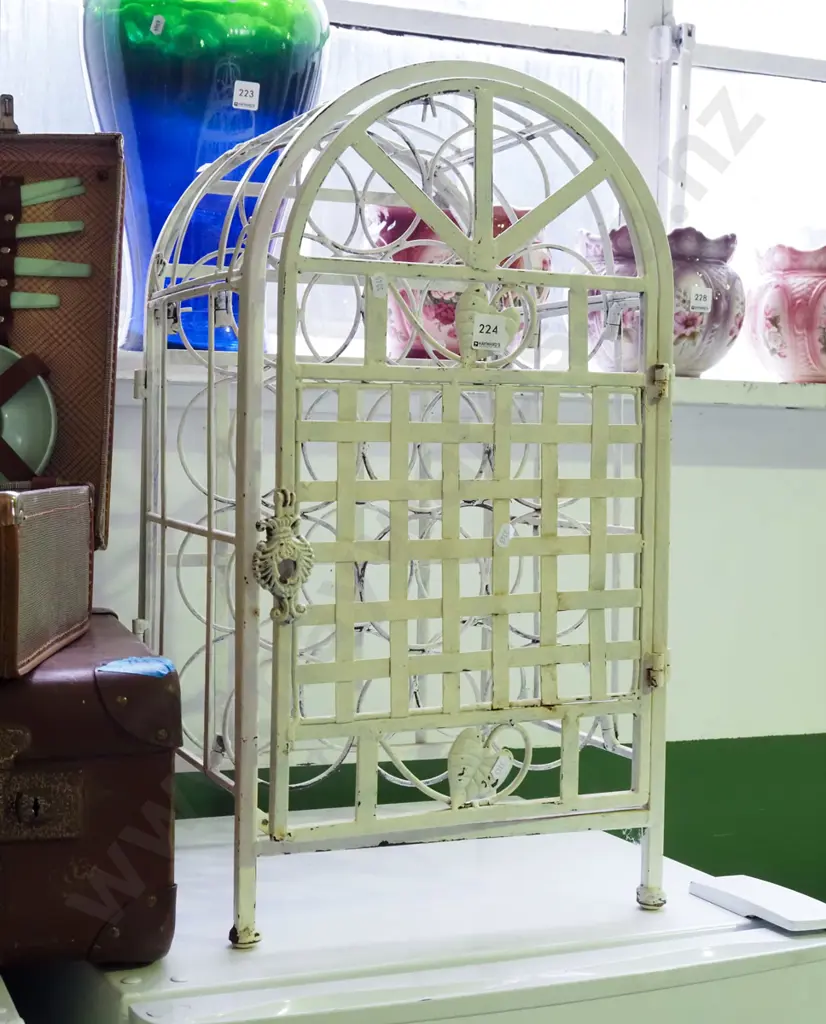 wrought metal wine rack H610 Image 1++