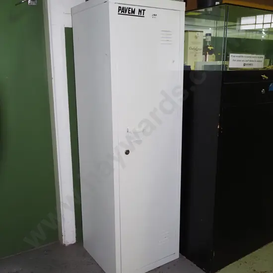 single door metal locker - no key