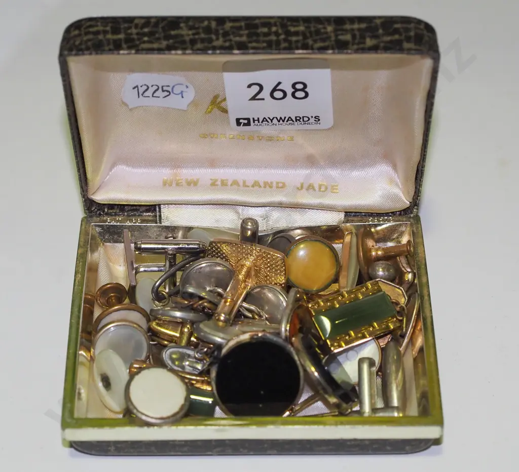 tray of cufflinks Image 1++