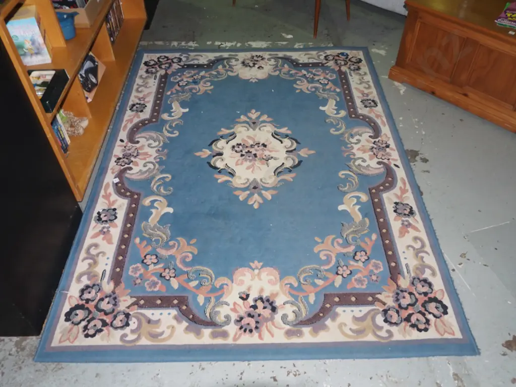 blue acrylic patterned floor mat L2200 W1600 Image 1++