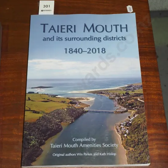 Taieri Mouth and Surrounding Districts book