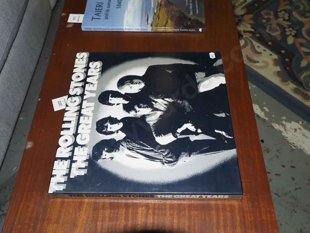 slip cased Rolling Stones LP set Image 1++