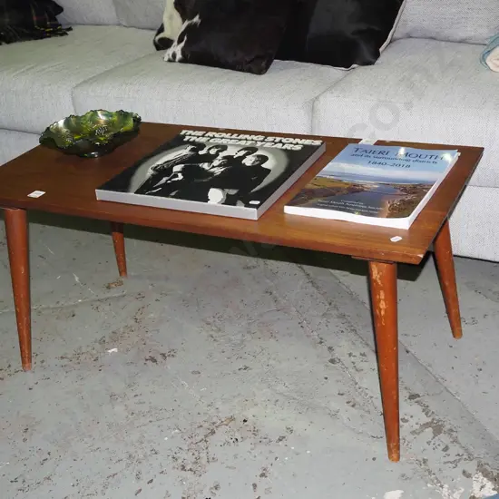 retro turned leg coffee table H430 W920 D425