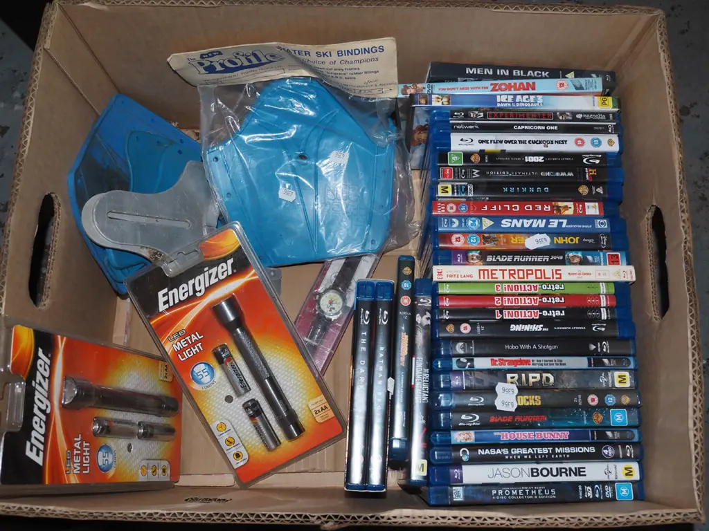 box; blu ray DVDs, waterski bindings, torches Image 1++