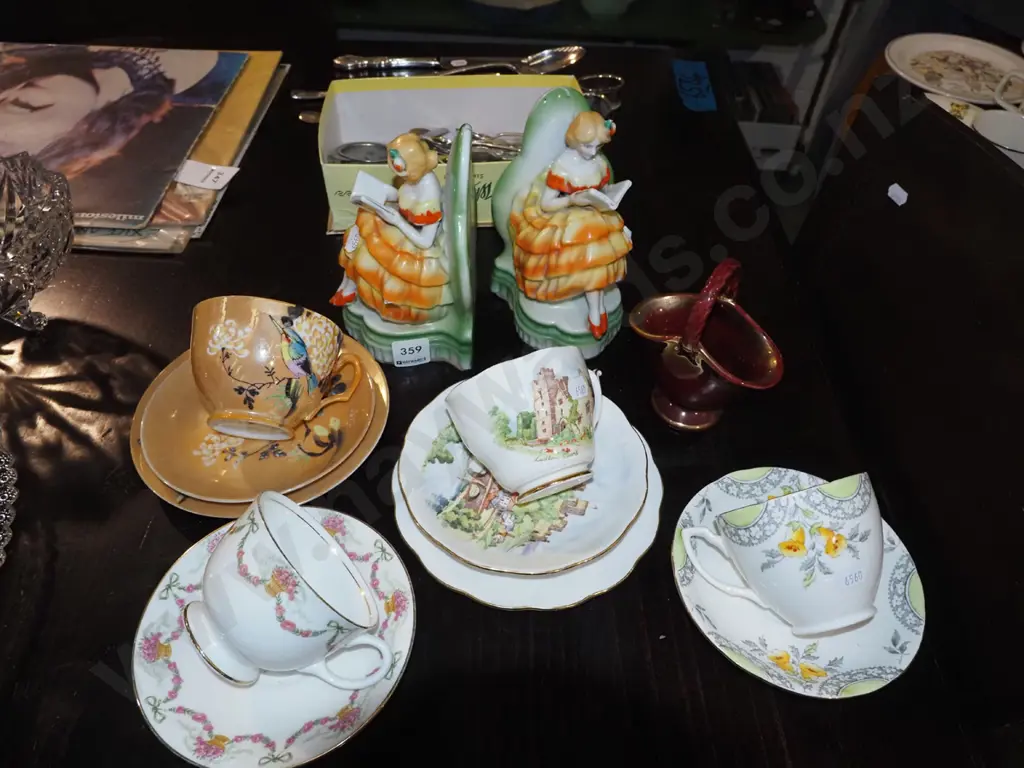 ceramic bookends, trios, cups and saucers etc Image 1++