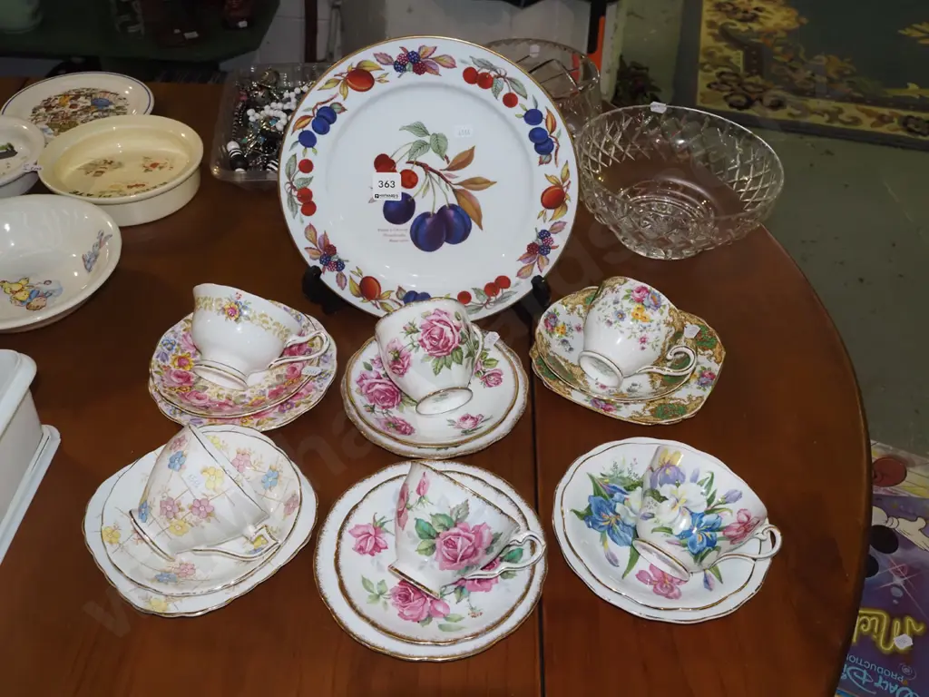 6x trios, Royal Worcestere Evesham plate Image 1++