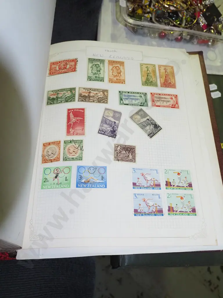 3x stamp albums Image 1++
