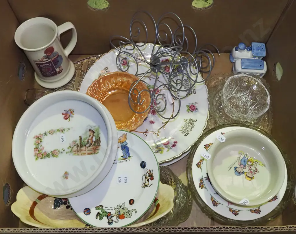 box; plates, bowls, beer mug etc Image 1++