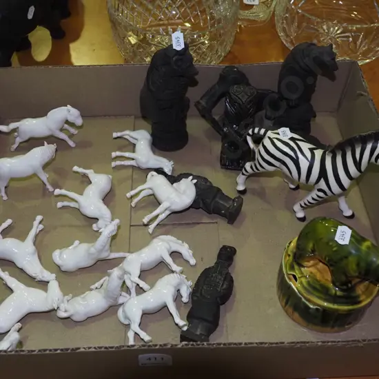 box; horse figurines, bear themed lidded honey pot, souvenir ware etc