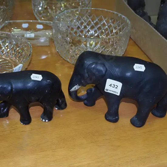 2x elephant figurines H110