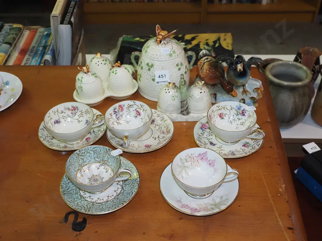 Sylvac honey bee lidded canisters, condiments, cups and saucers etc Image 1++