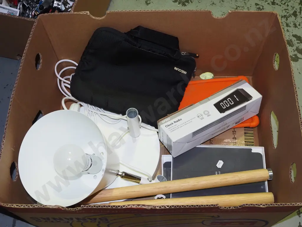 box; yet to be assembled standard lamp, tablet covers, clock radio etc Image 1++