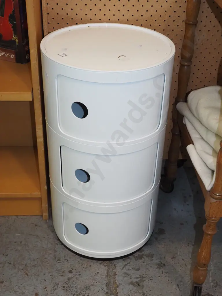 plastic cylindrical end table, storage chest Image 1++