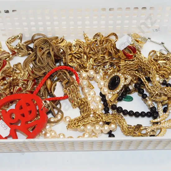 tub of costume jewellery