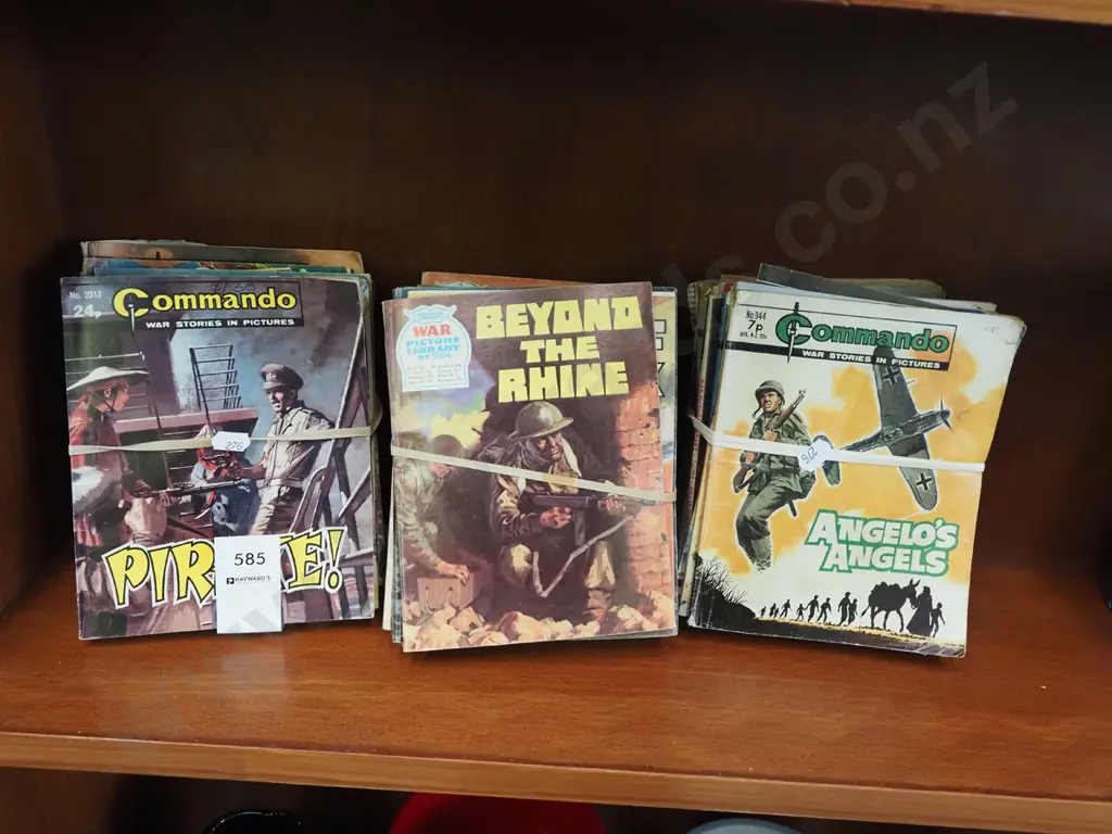 3x bundles of WWII graphic novels Image 1++