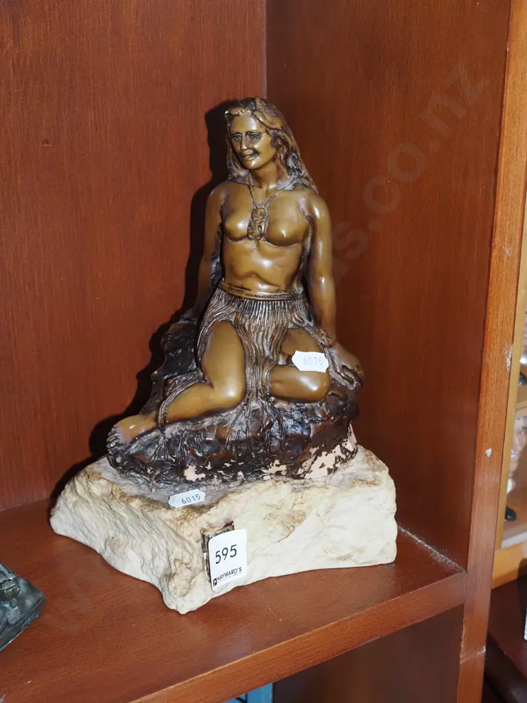 Pania of the Reef figurine H240 Image 1++