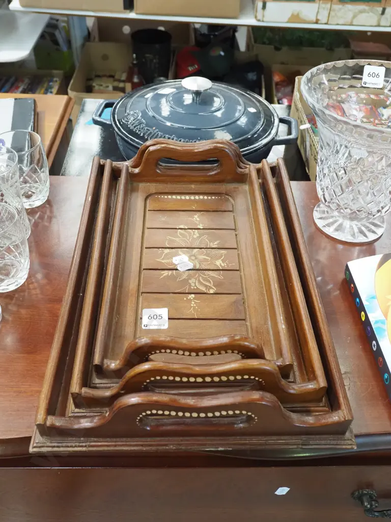 set of 3 matching graduated wooden trays Image 1++