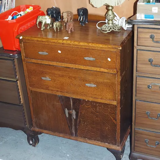 deco oak 2 door 2 drawer chest H930 W680 D400