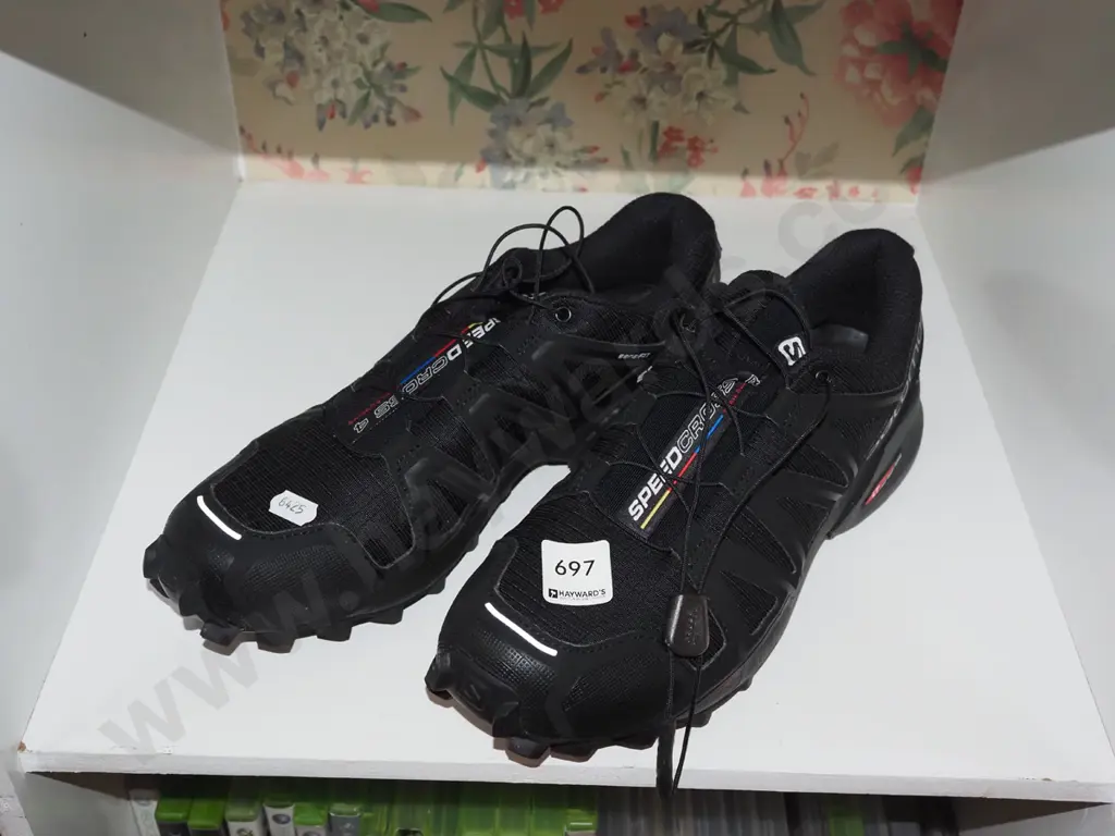 pair as new of Salomon UK size 7 sneakers Image 1++