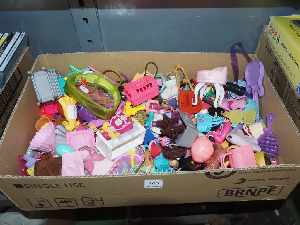 box of childrens toys Image 1++