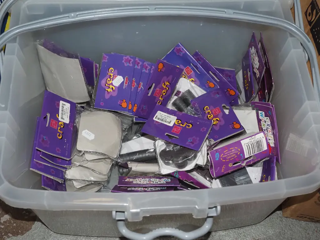 tub of crafters magnets Image 1++