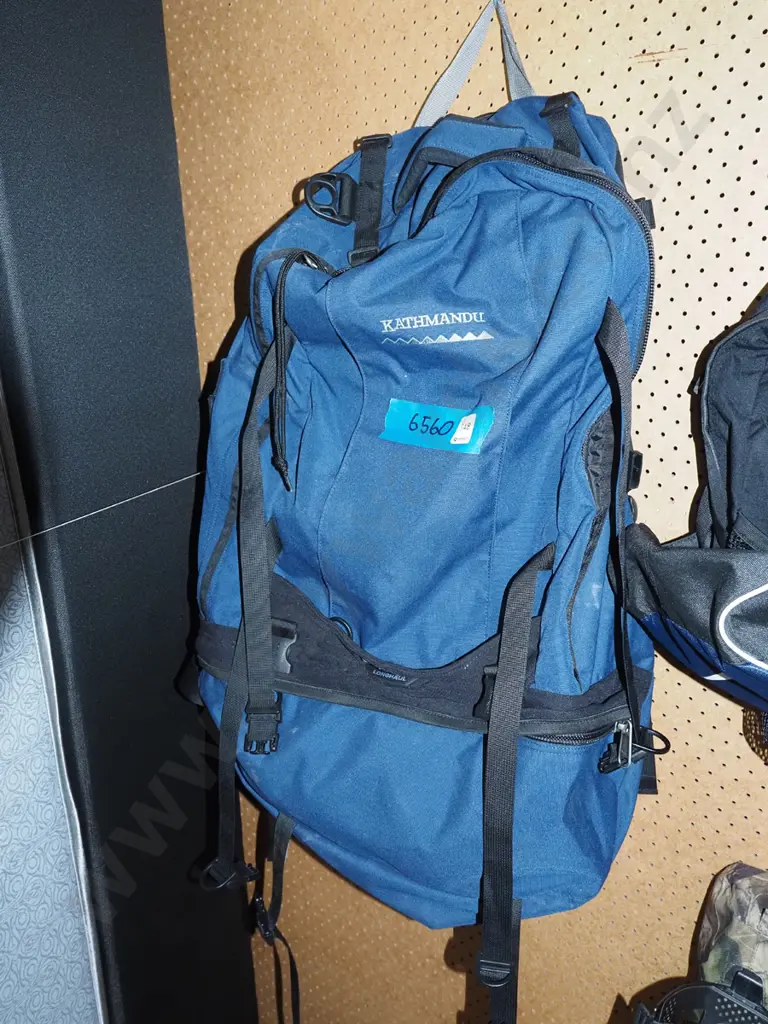 Kathmandu long haul travel pack Image 1++