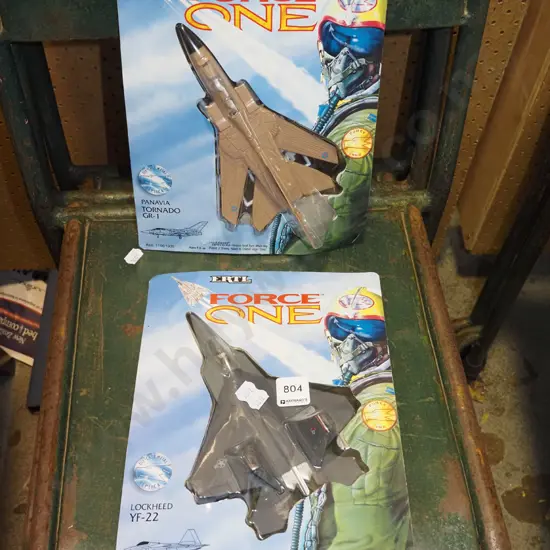 2x carded diecast planes