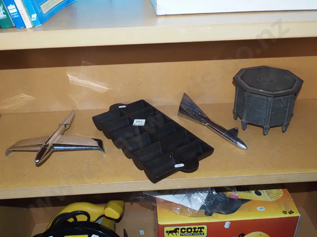 vintage tin, cast iron gem iron, chrome planes Image 1++