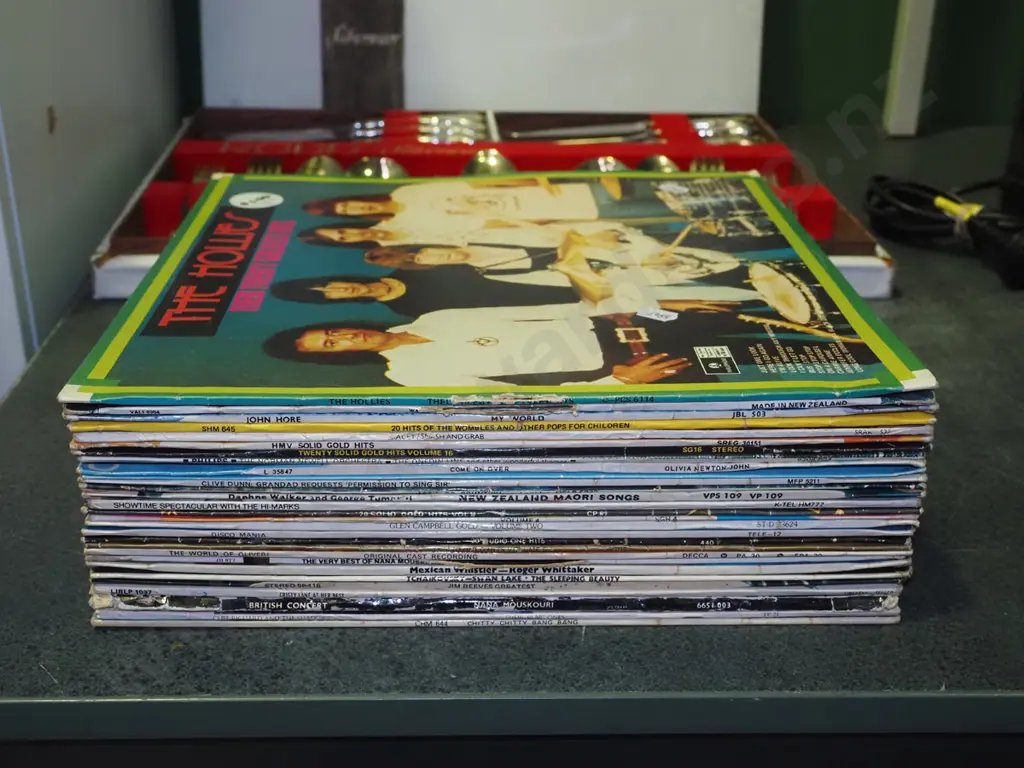 LPs; The Hollies etc Image 1++