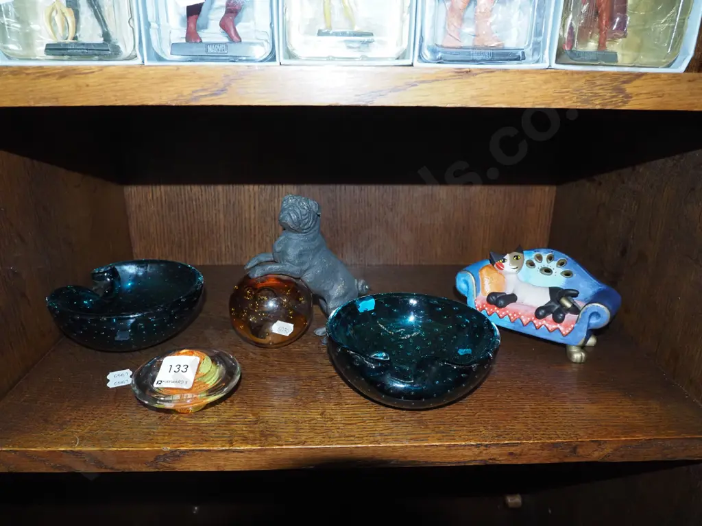 art glass bowls, paper weight, Rosina cat figurine and 1 other figurine Image 1++