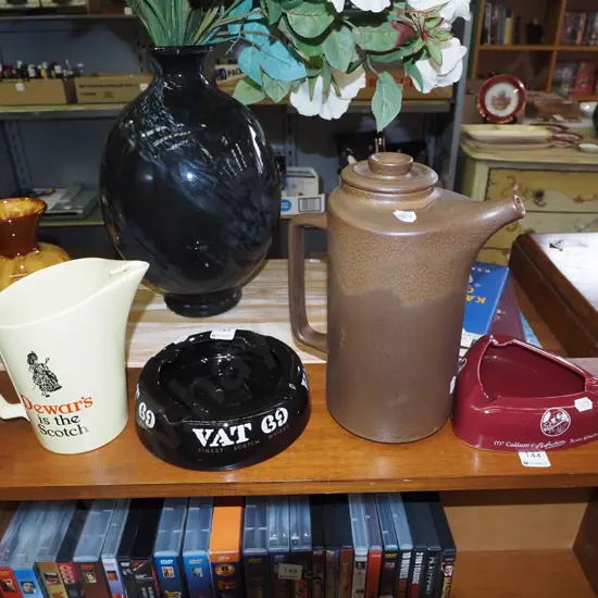 2x whisky ash trays, whisky jug, Temuka coffee pot