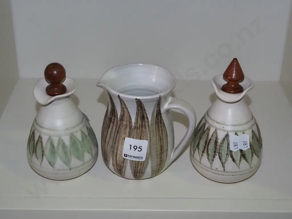 2x Hanmer pottery bottles with original stoppers, milk jug Image 1++