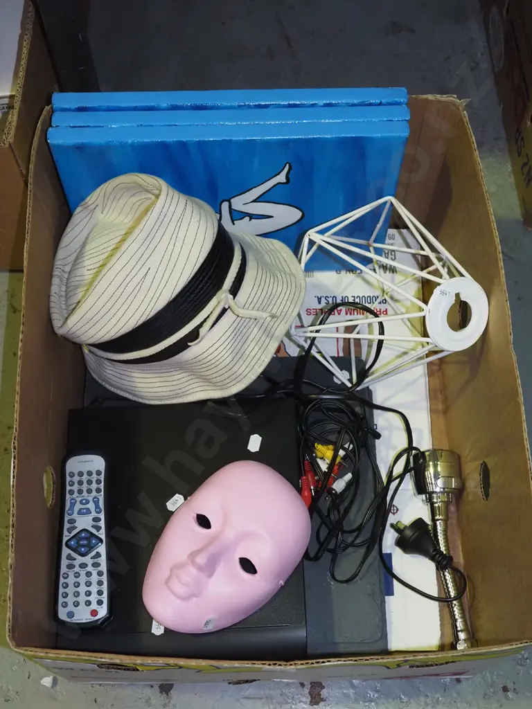 box; slate  placemats etc Image 1++