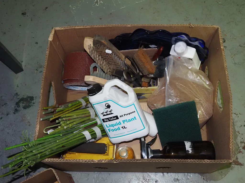 box; pva glue, fertiliser, brushes etc Image 1++