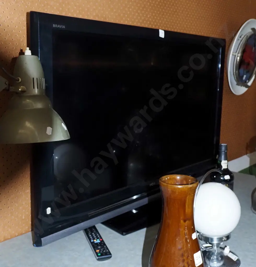 Sony 40" TV Image 1++