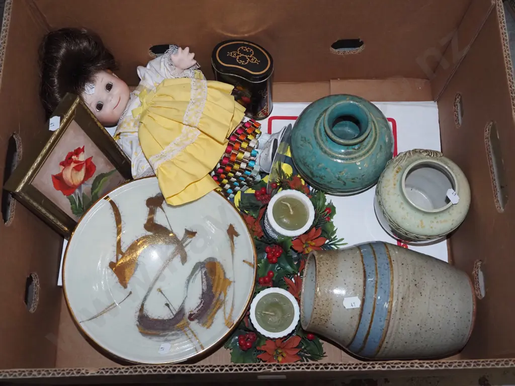 box; doll, vase, tin, small oil on board etc Image 1++