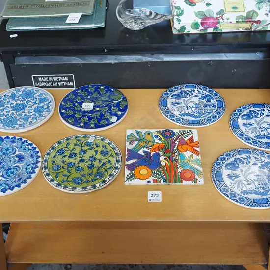 7x ceramic pot stands, wall tile