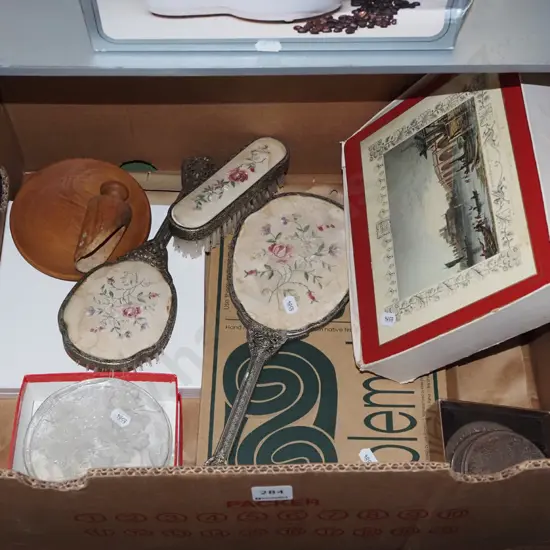 box; placemats, coasters etc